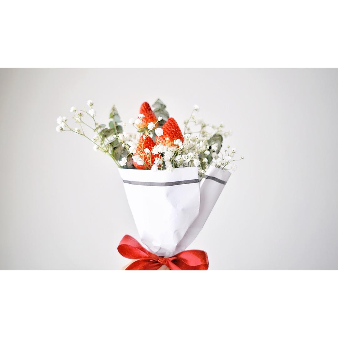 DIY情人节草莓小花束【手残党零失败】