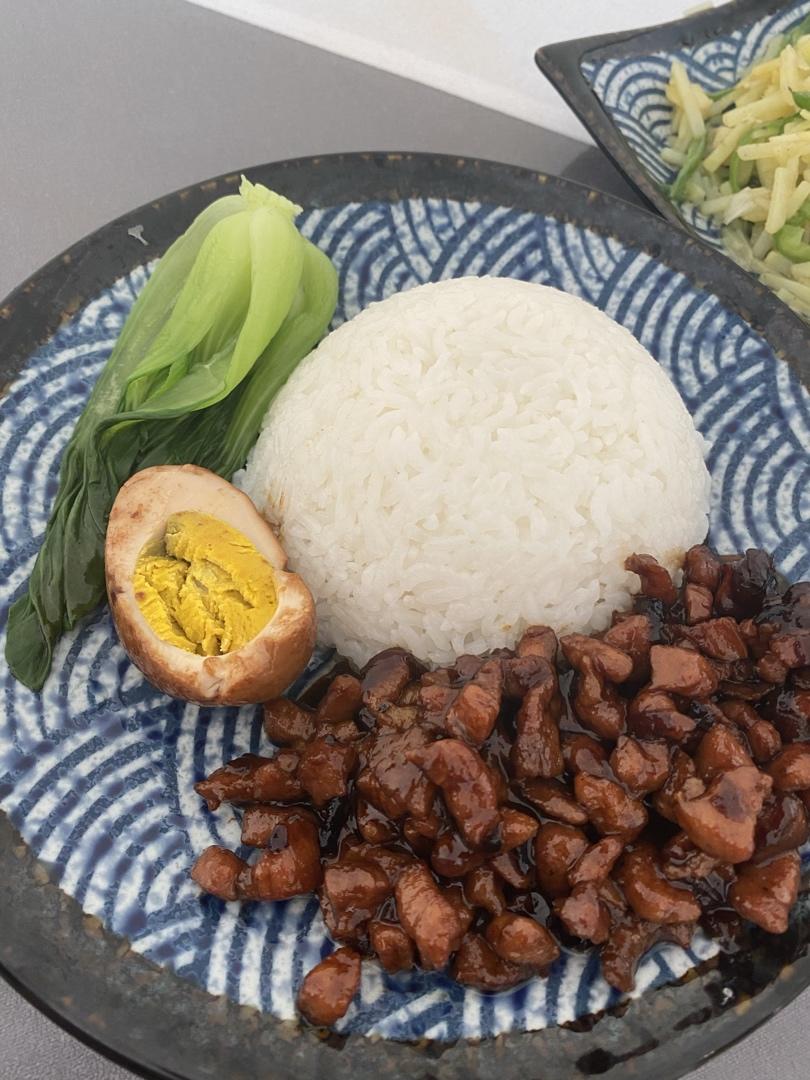 好吃到停不下来的卤肉饭