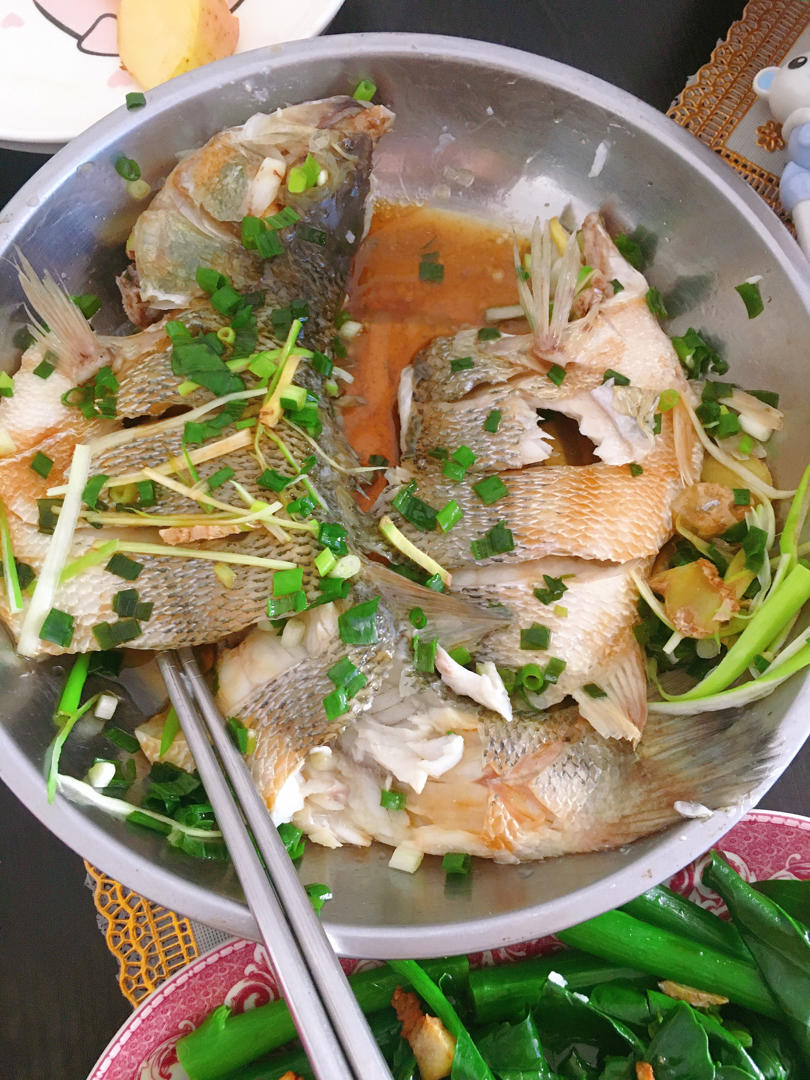 a爱幸福做的清蒸鱼(鲈鱼/多宝鱼/桂花鱼/石斑鱼……)