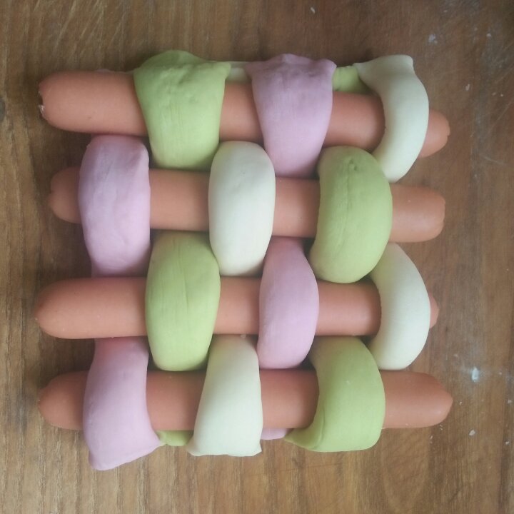 彩虹热狗排包