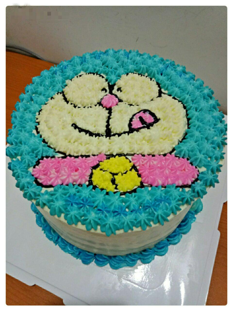 哆啦A梦蓝胖子卡通裱花蛋糕