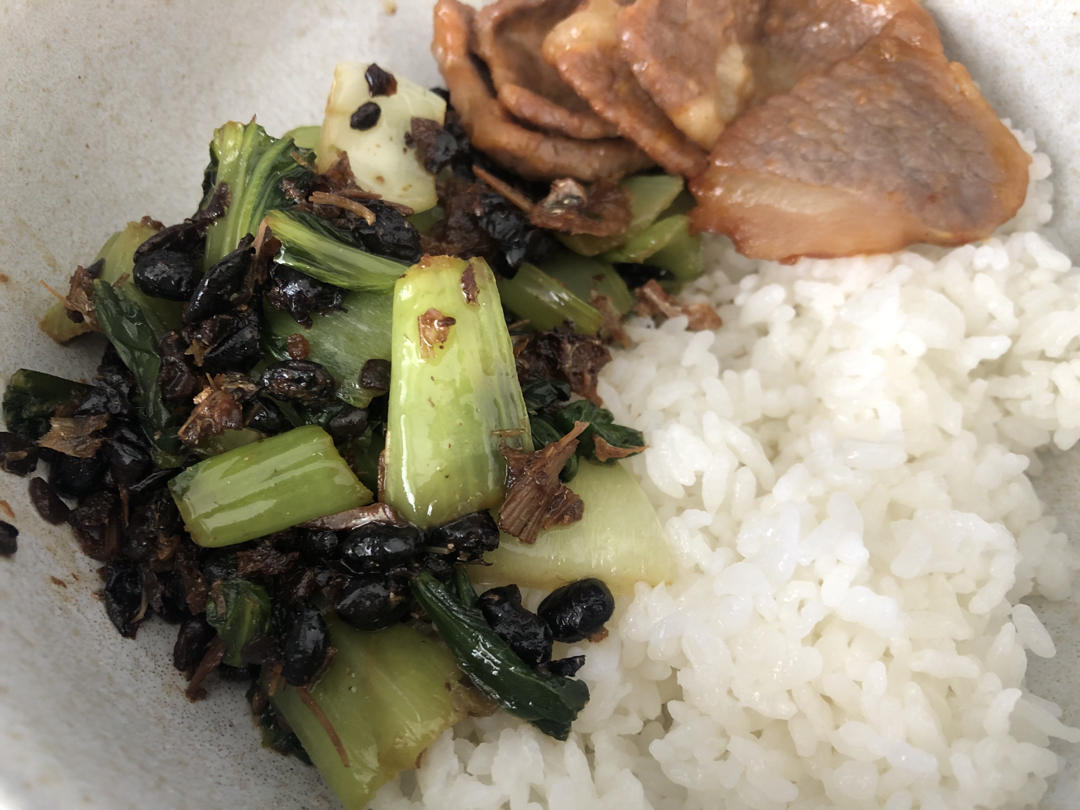 豆豉鲮鱼油麦菜