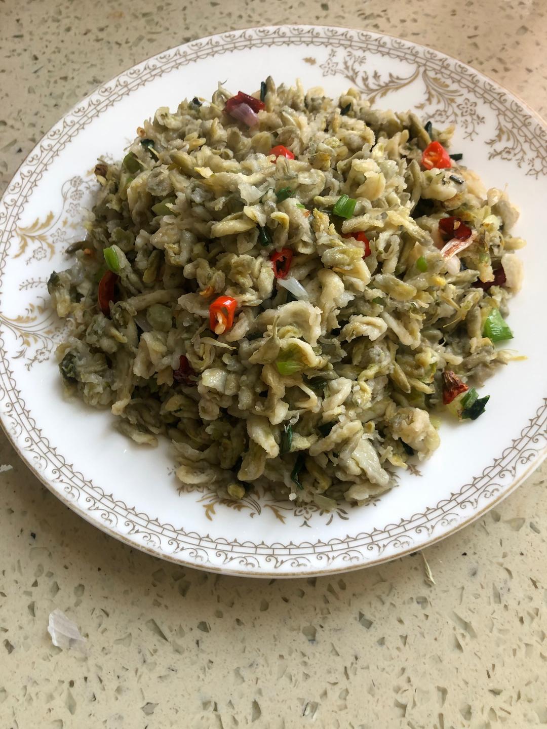 槐花麦饭的做法