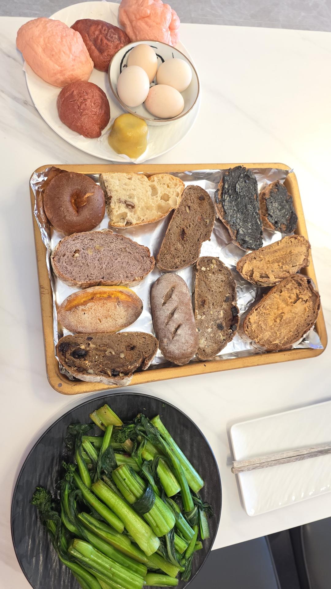 早餐•2026年10月14日