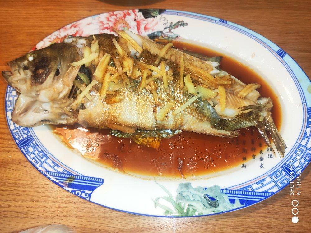 清蒸鲈鱼