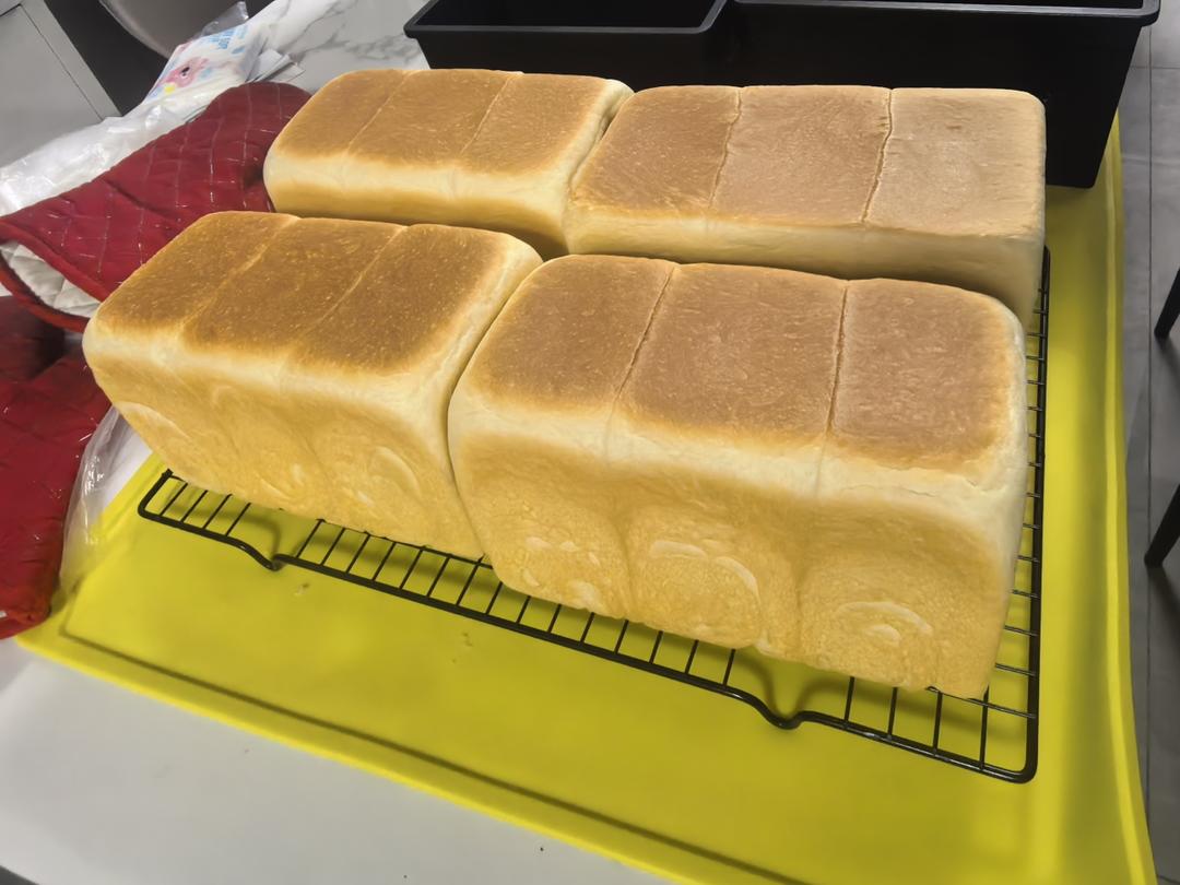 不出错的特浓鲜奶油吐司