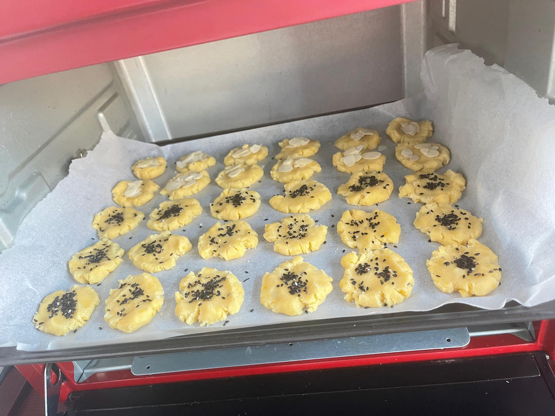 酥到掉渣的迷你小桃酥