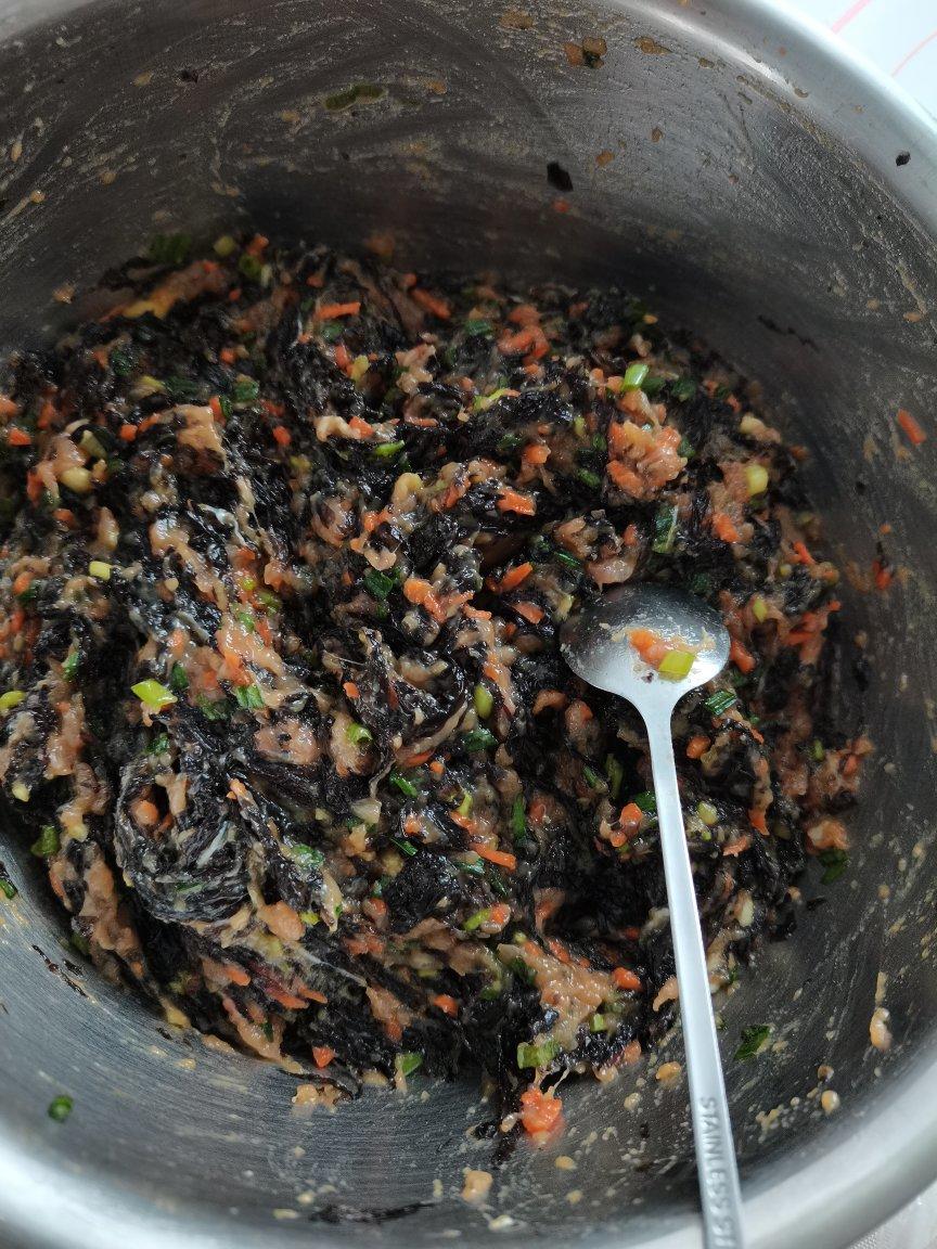紫菜猪肉饺子