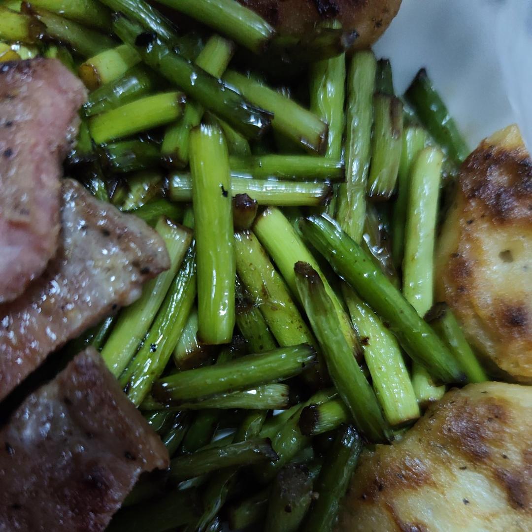 做法简单又下饭的炒蒜苔❗️