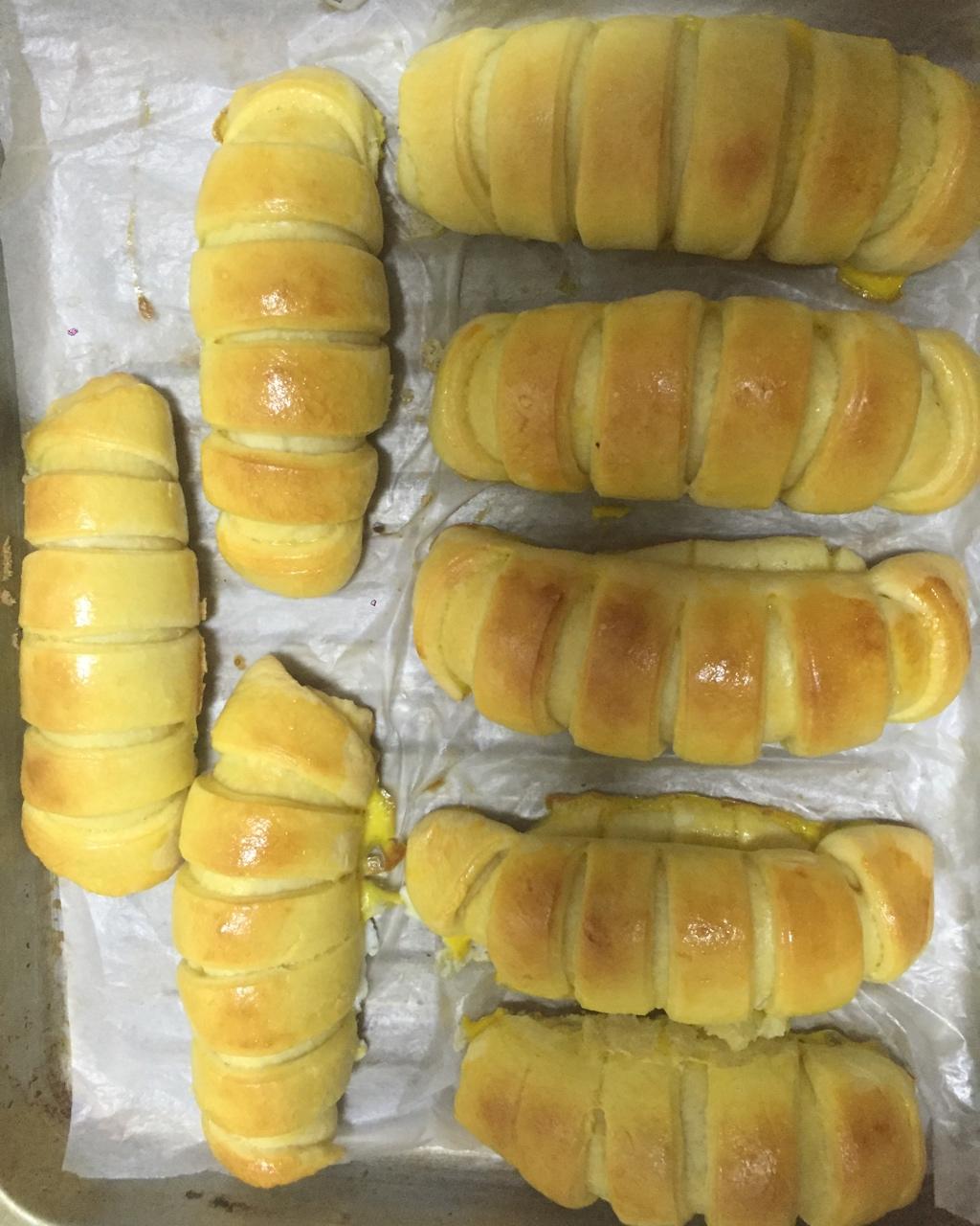 毛毛虫肉松面包