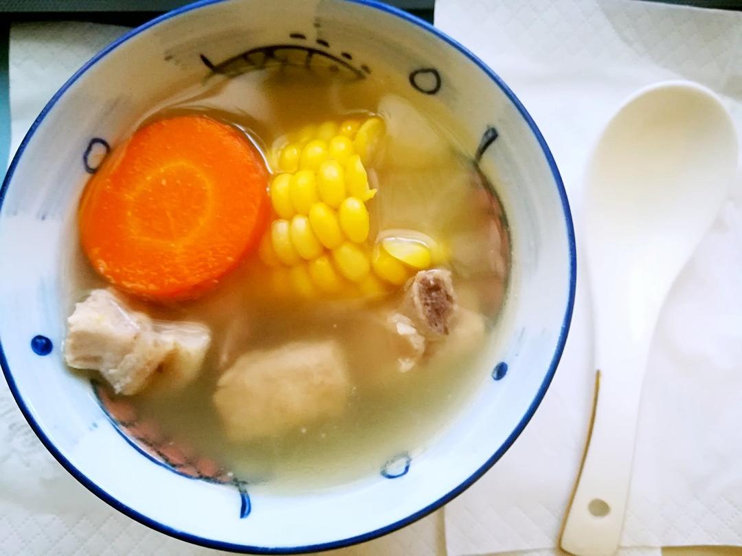 玉米排骨汤