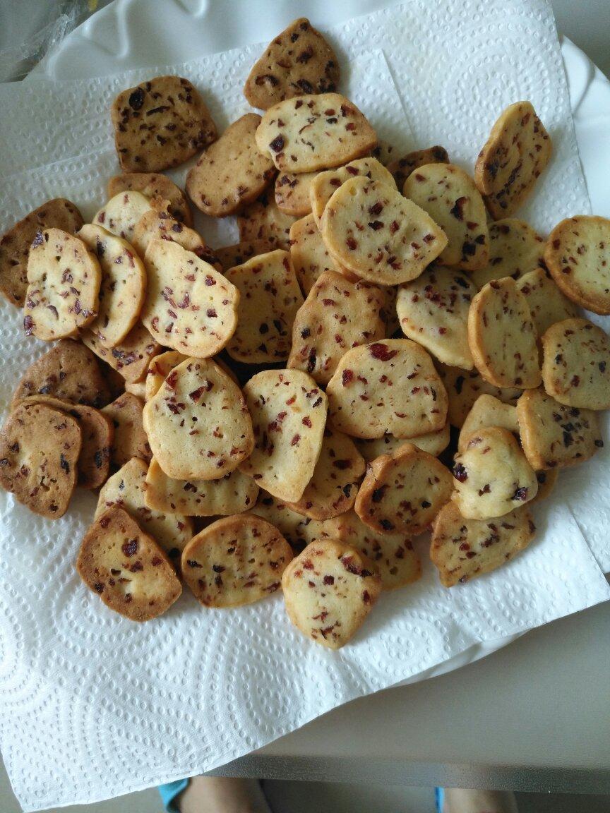 入门级蔓越莓饼干的制作