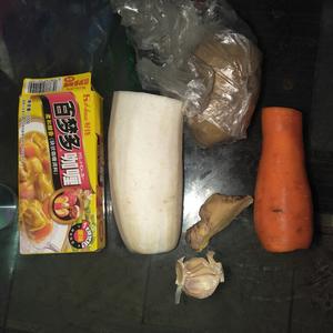 萝卜土豆咖喱鸡汤的做法 步骤1