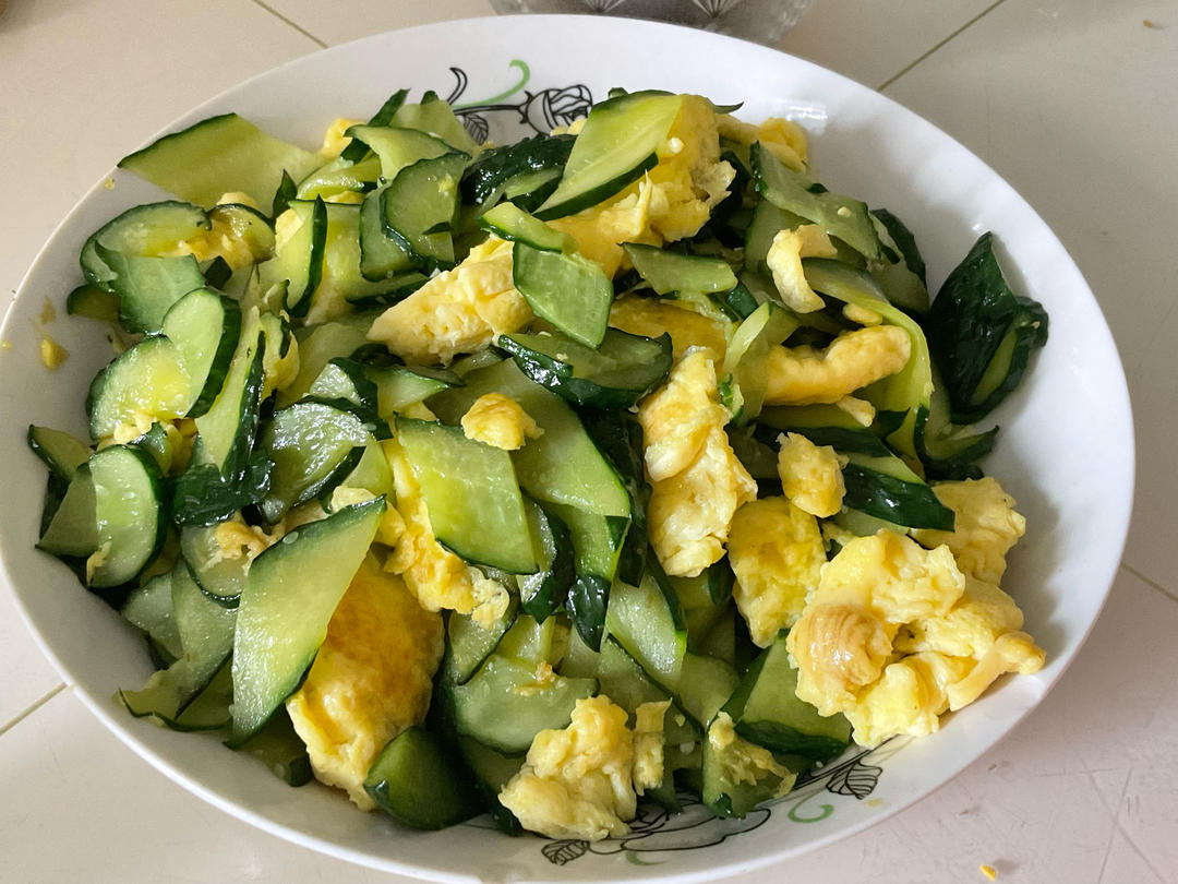 黄瓜炒鸡蛋 （青瓜炒鸡蛋）