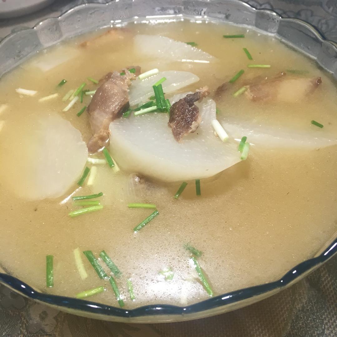 白萝卜汤