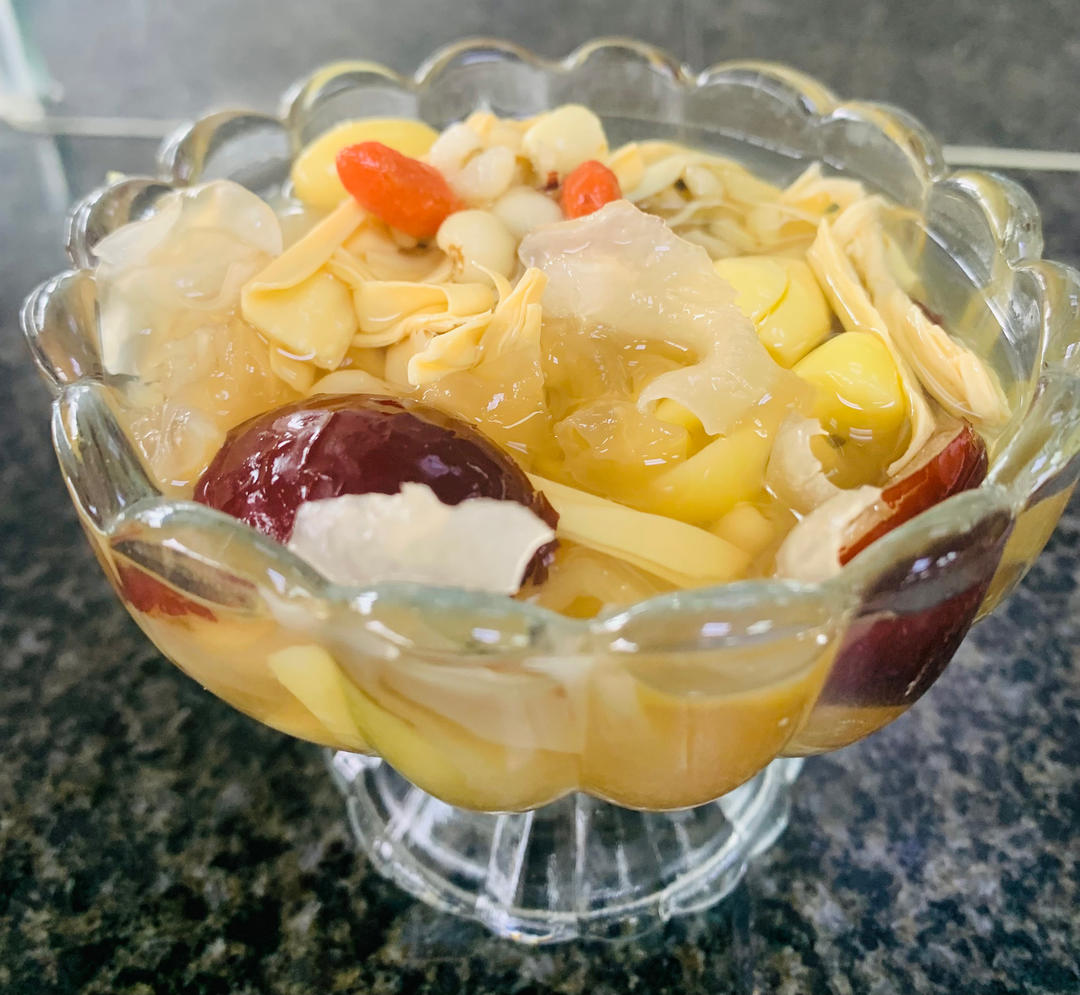 白果腐竹鸡蛋糖水