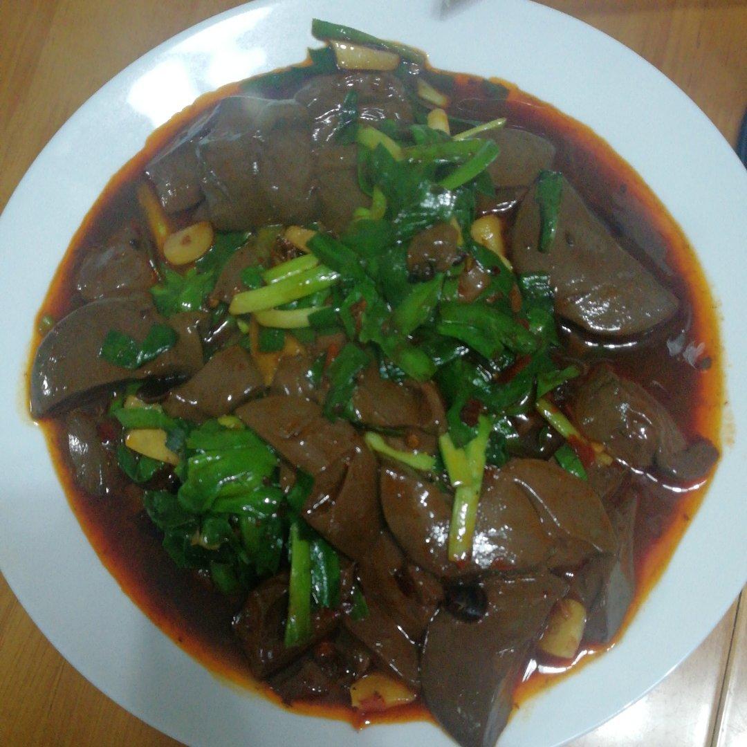 香辣韭菜炒鸭血