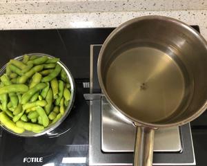 煮毛豆—不会变色版的做法 步骤8