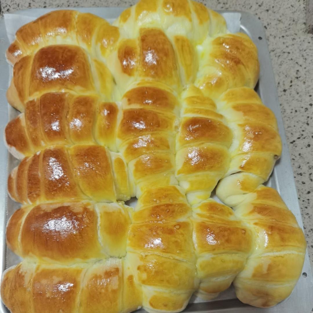 奶香牛角包，松软香甜零失败，早餐必备