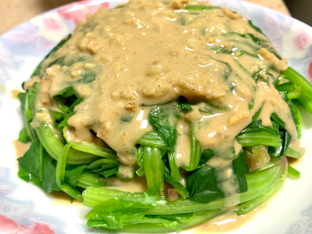 麻酱多多的凉拌菠菜-超快手