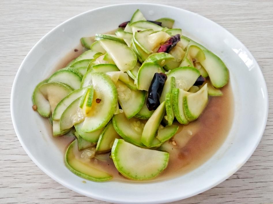 醋溜西葫芦的做法