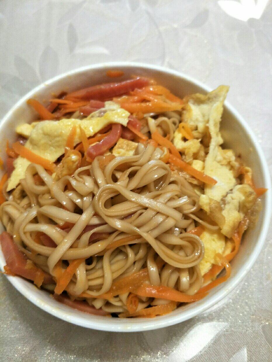 三丝炒面