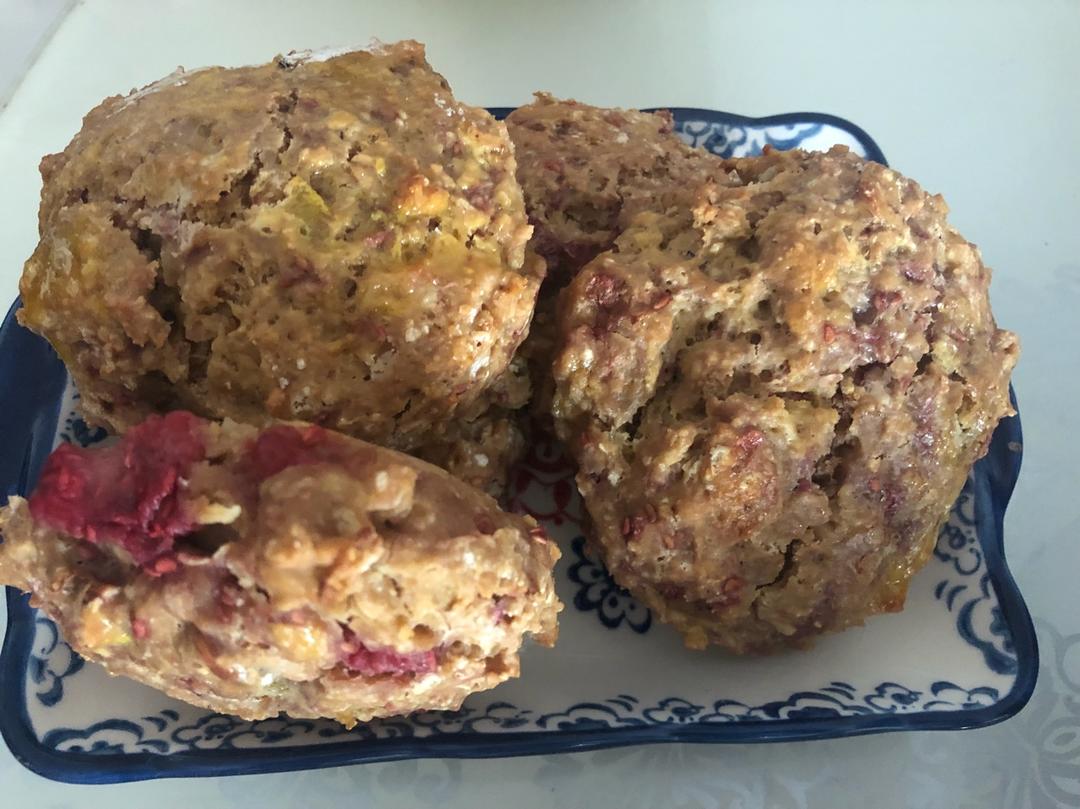 黑莓全麦早餐司康丨健康·烘焙<好好吃饭2>