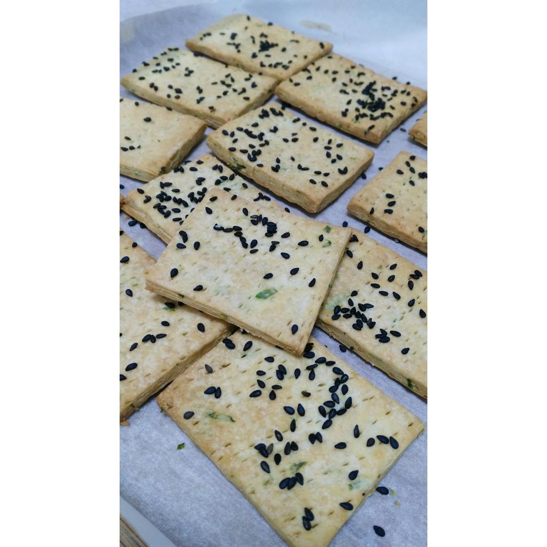 高钙奶盐苏打饼干
