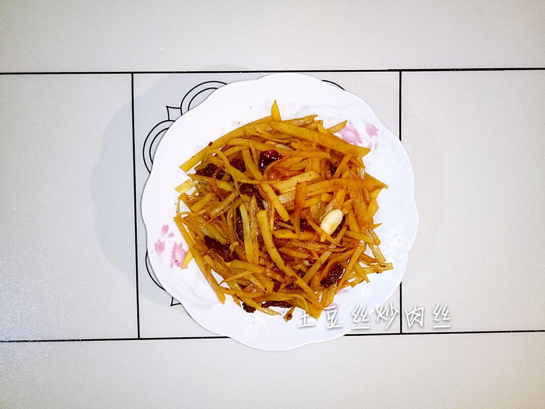 胡萝卜丝土豆丝炒肉丝