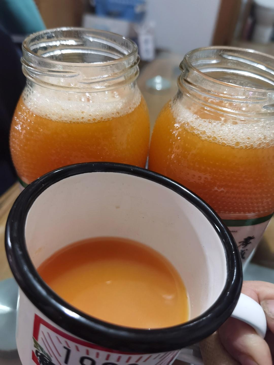 小美 胡萝卜苹果汁