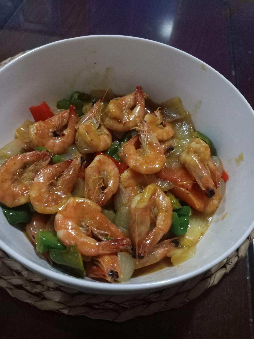 好吃到舔盘的泰式咖喱虾|拯救夏日味蕾