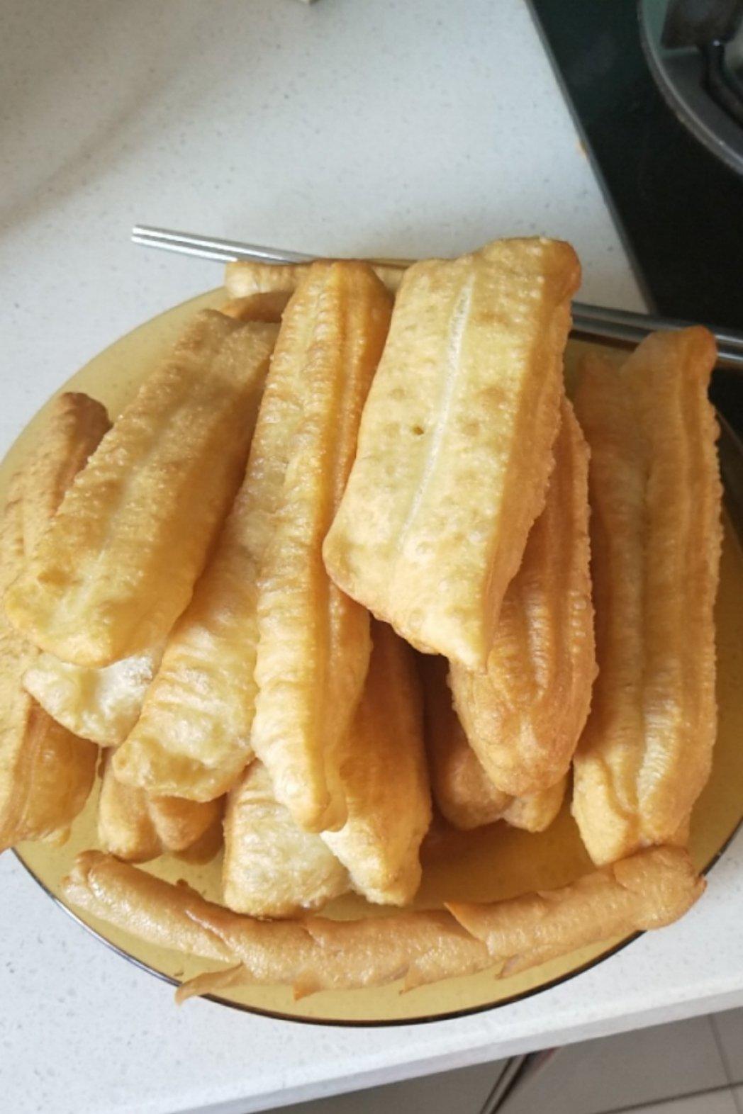 果冻的梦想做的堂妈小厨——美美大油条