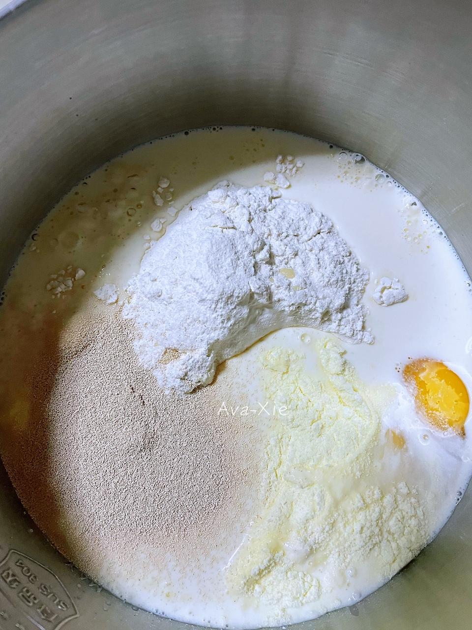 纯奶手撕吐司的做法 步骤1