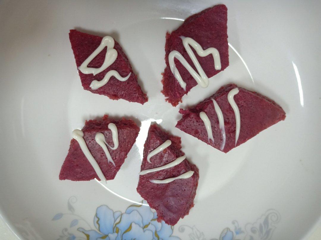 火龙果燕麦蒸蛋糕