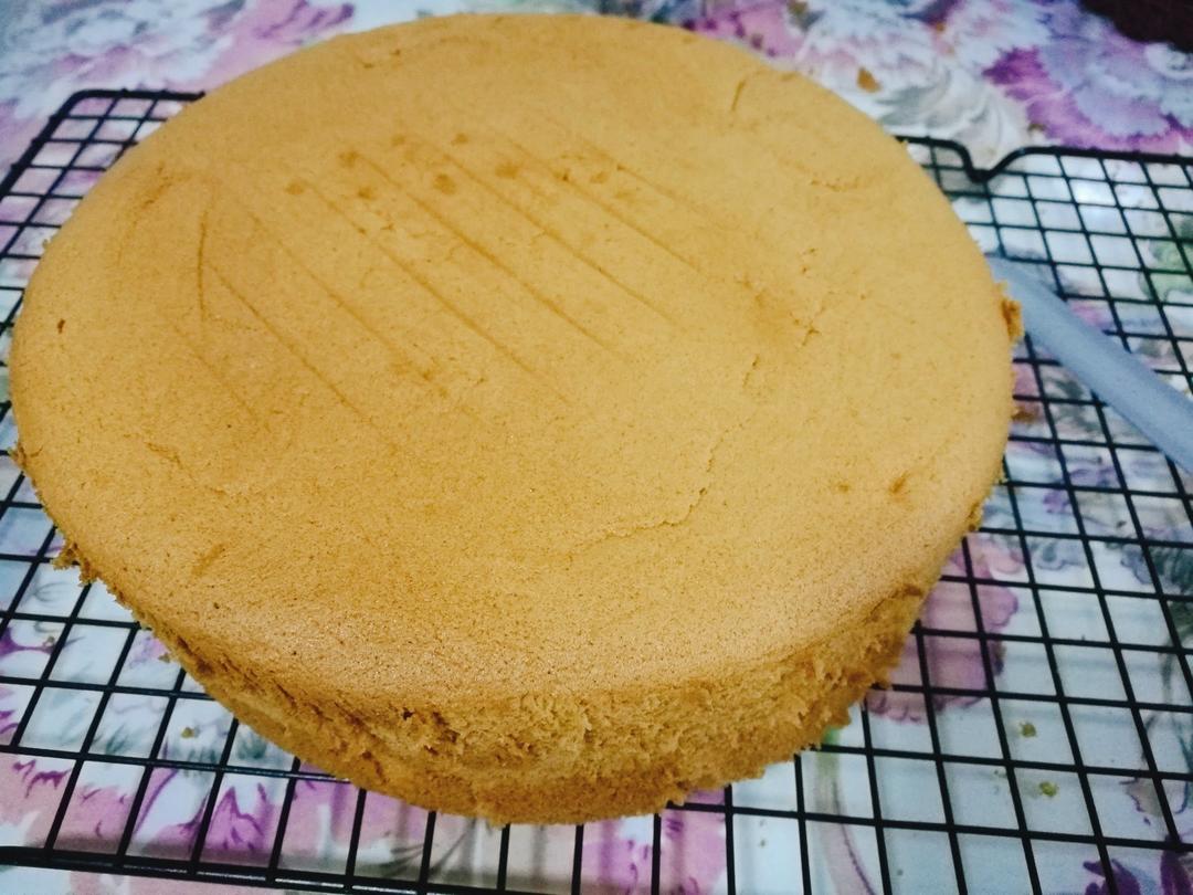 步骤最全面的戚风蛋糕（八寸）做法，成功率高！