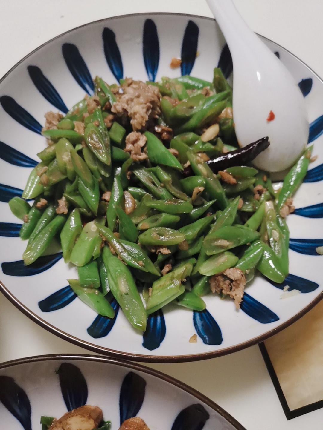 韭菜炒香干/豆干