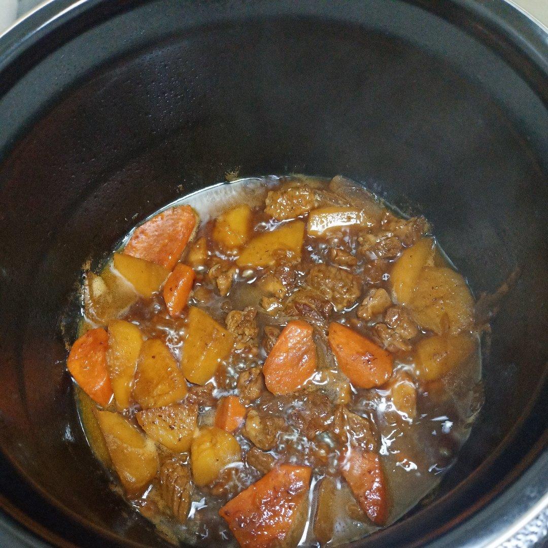 6325897做的土豆炖牛肉高压锅版