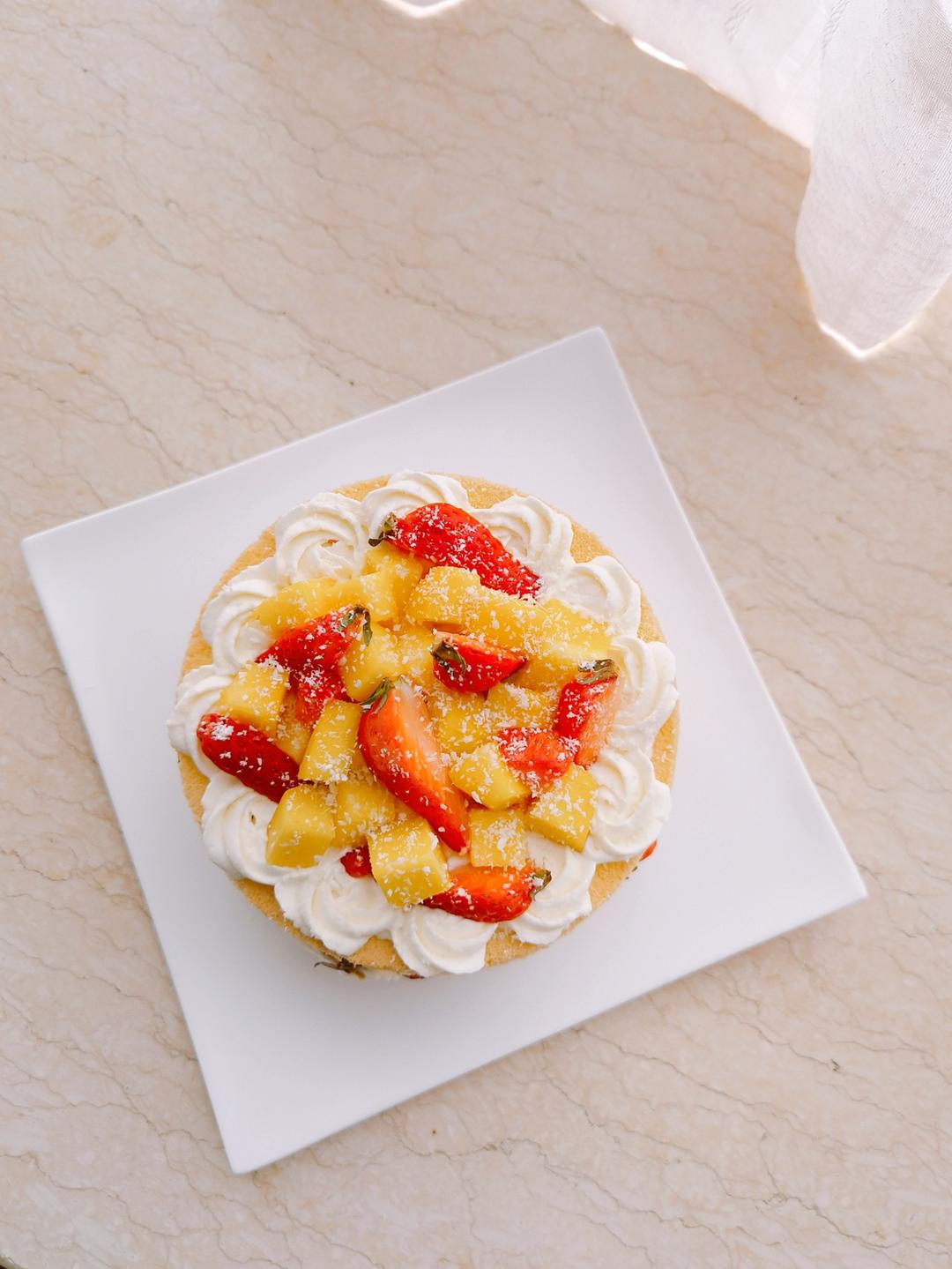 淡奶油裱花蛋糕