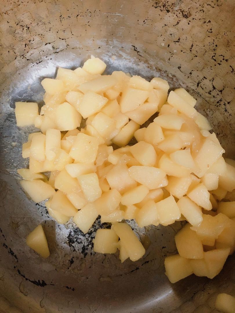 手抓饼版苹果派