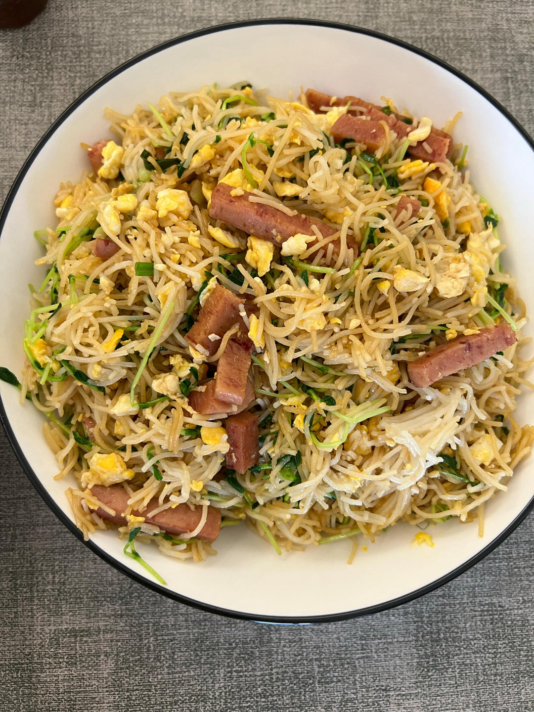 鸡蛋炒米粉，正确泡发干米粉，不碎、不坨、不粘锅、口感Q弹