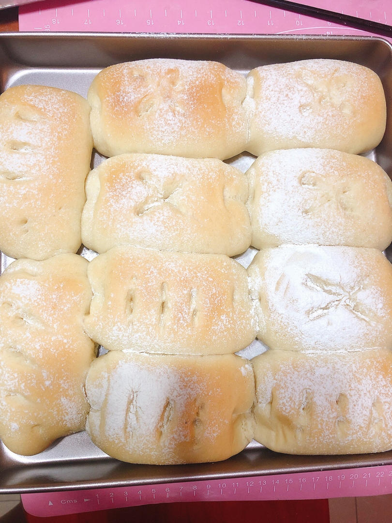 软到不知所措的牛奶卷