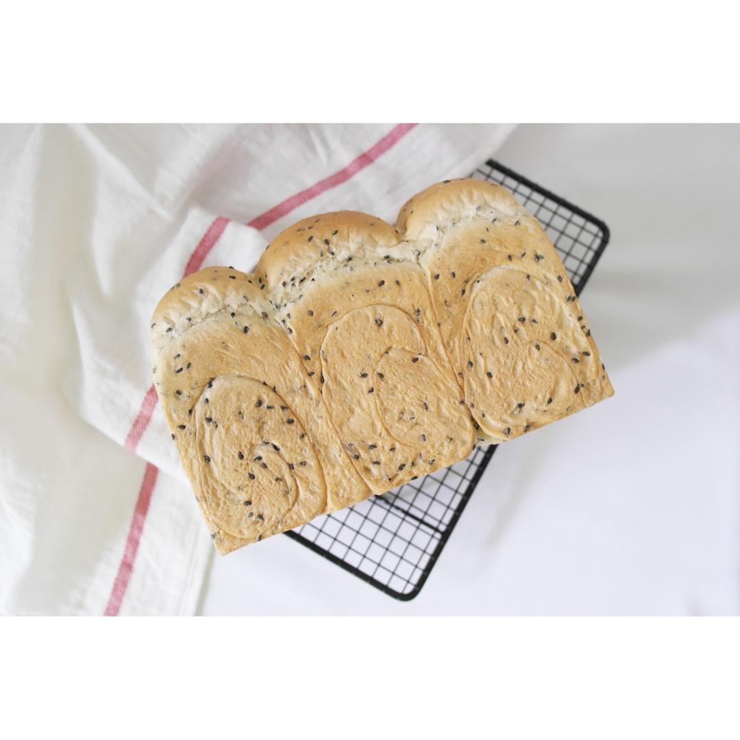 金大旺的黑芝麻吐司