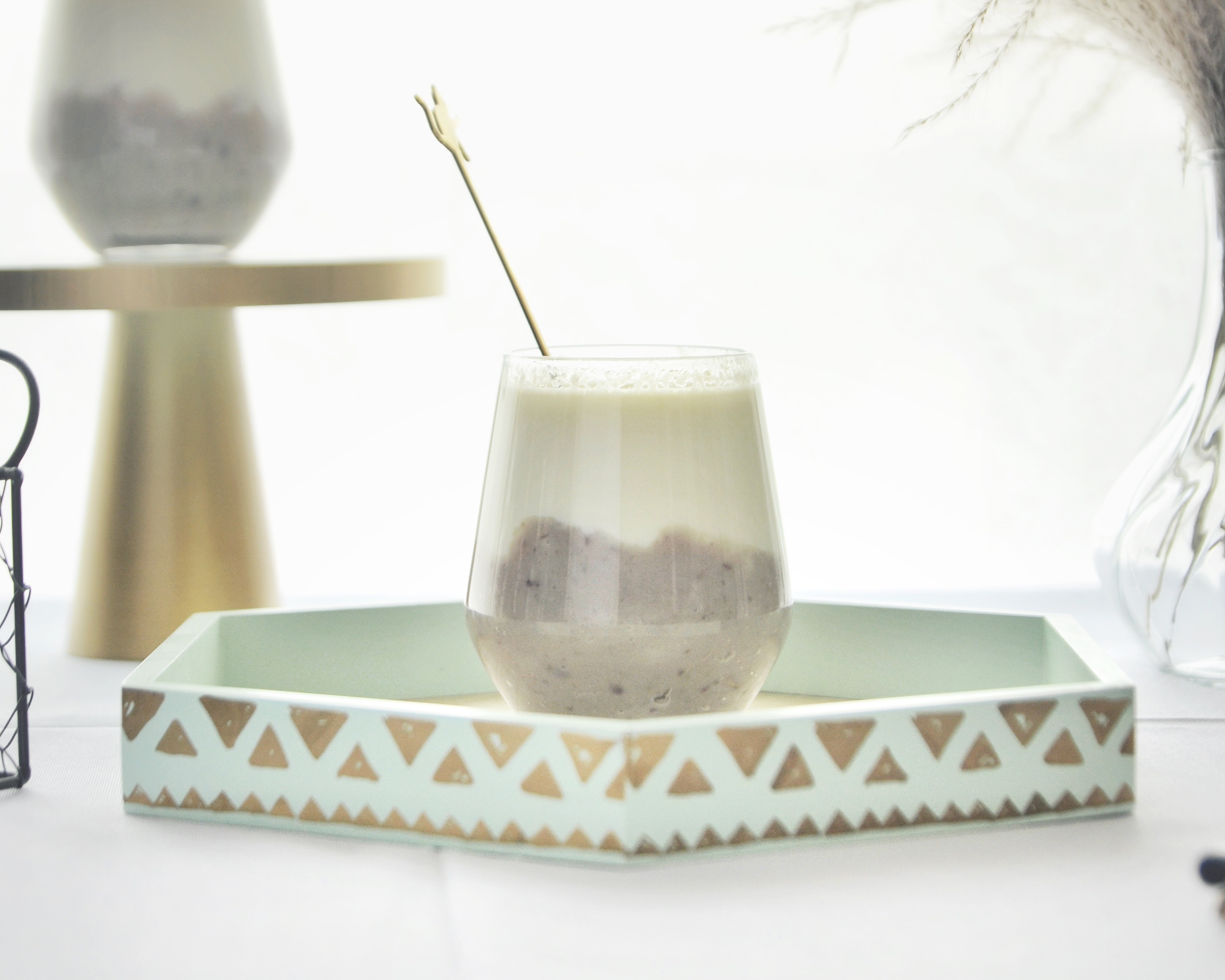 冬季热饮 — 紫薯山药鲜奶