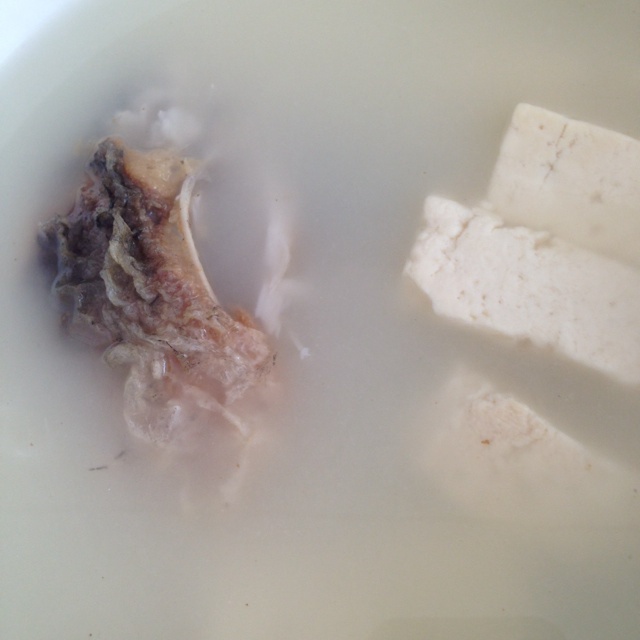 鲫鱼豆腐汤