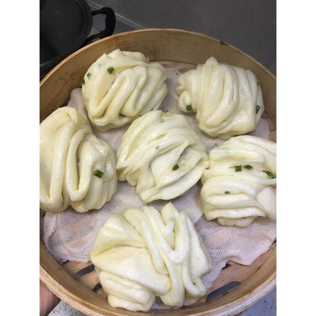 葱油花卷 Steamed Roll