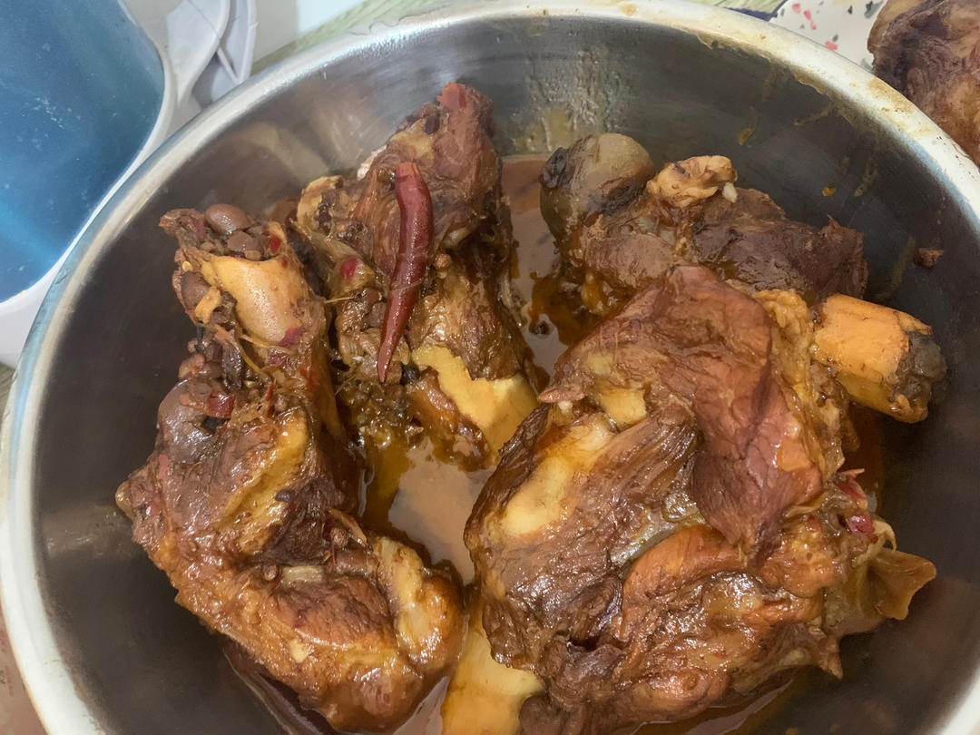 堂妈小厨——酱大棒骨