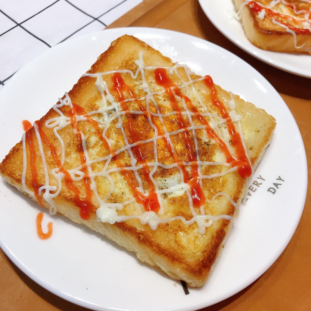 吐司煎蛋的做法