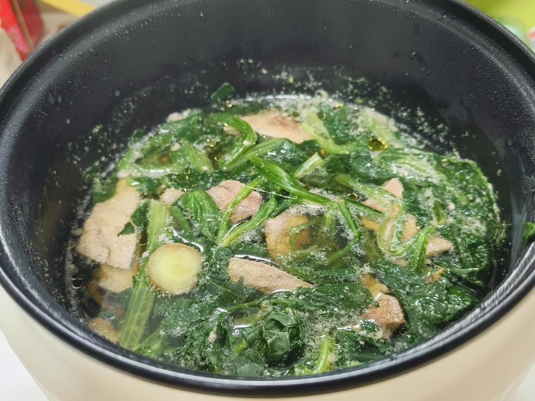 菠菜猪肝汤
