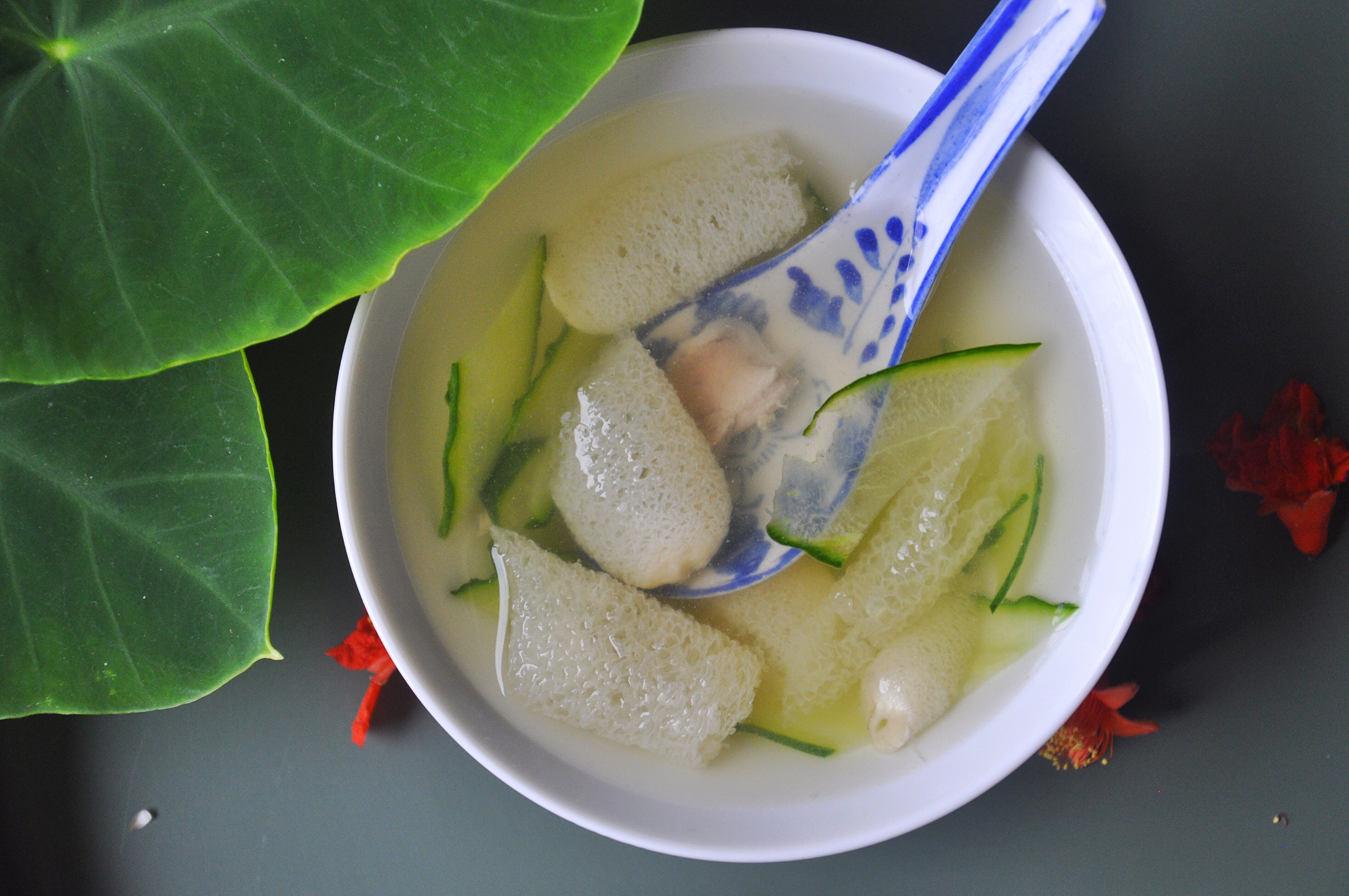 竹荪火腿瓜片汤的做法