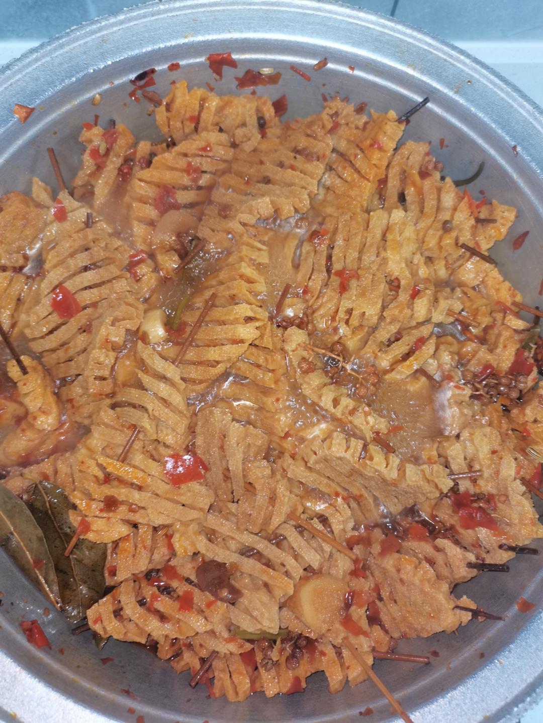 馍加麻辣串一绝